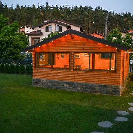 Boricho House Near Borovets 招待所 *